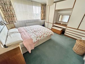 Bedroom- click for photo gallery